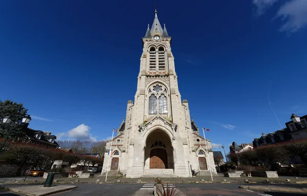 Iglesia Saint Lubin Rambouillet Una Iglesia Neogótica Construida Siglo Xix — Foto de Stock