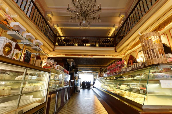 Biarritz France April 2022 One Oldest Pastry Candy Shop Biarritz — Zdjęcie stockowe