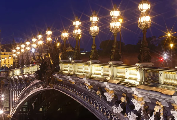 Alexandre Iii Paris Teki Seine Nehri Boyunca Uzanan Bir Köprü — Stok fotoğraf