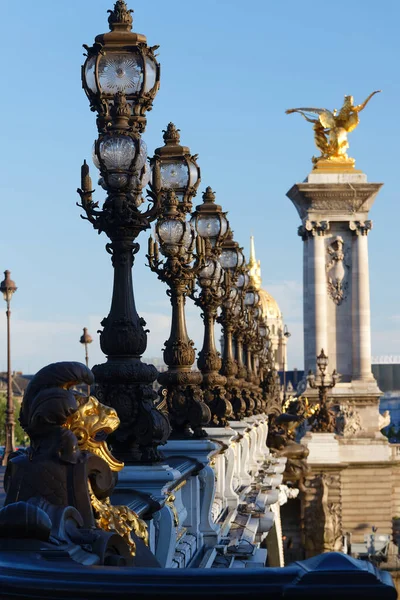 Candeeiros Ponte Alexandre Iii Uma Ponte Arco Convés Que Cobre — Fotografia de Stock