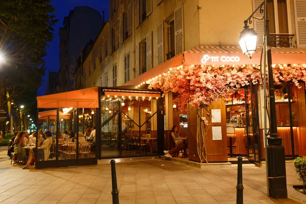 Paris France May 2022 Tit Coco Traditional French Restaurant Located —  Fotos de Stock