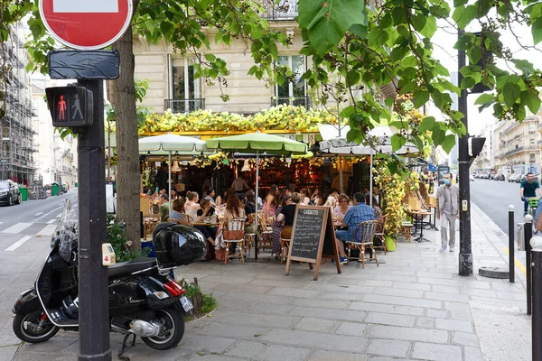 Parijs Frankrijk Juni 2022 Het Traditionele Franse Café Cassette Het — Stockfoto