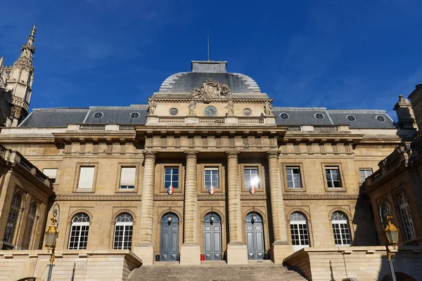 Exterior of the Palace of Justice, Ile de la Cite in Paris, France, Europe