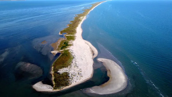 Deniz manzaralı kumsal manzarası