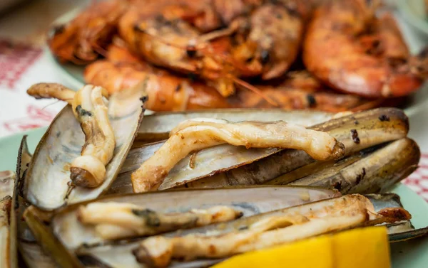 Platos Comida Para Grandes Celebraciones Como Cumpleaños Aniversarios Cenas Navidad — Foto de Stock