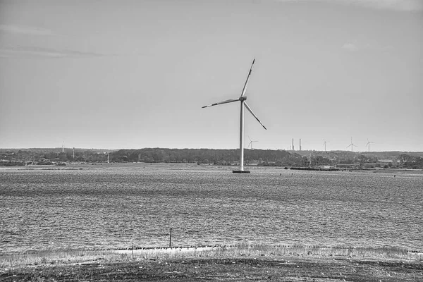 Offshore Wind Turbine Black White Green Energy Future Renewable Power — Stock Photo, Image