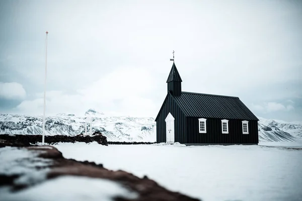 Bakirkja Penisola Snfellsnes Islanda Chiesa Nera Circondata Neve Natura Ghiacciata — Foto Stock