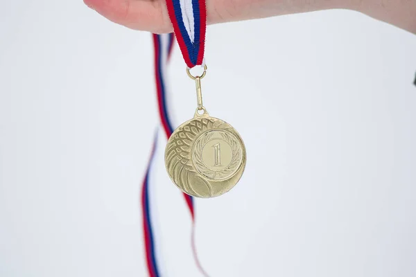 Médaille Fond Blanc Neige Pour Les Gagnants Des Jeux Hiver — Photo