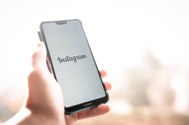 New York, ABD, 1. HUAweI ekranında Instagram uygulama ikonu. 2021. Instagram simgesi. Instagram uygulaması. Instagram Sosyal medya ağı. Sosyal ortam simgesi