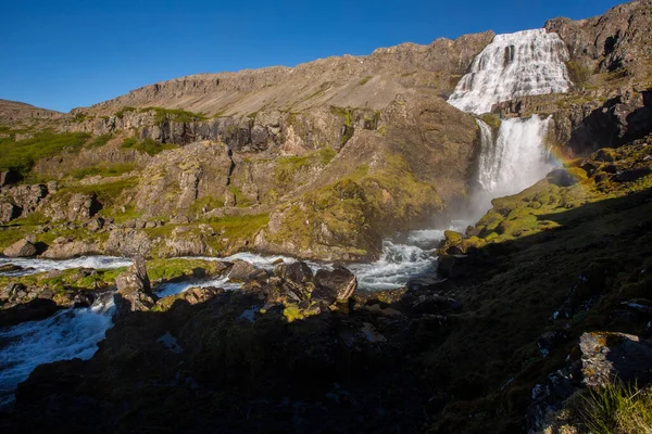 Dynjandi Wasserfall Mit Regenbogen Island Westliche Fjorde Unglaublicher Wasserfall Reiselust — Stockfoto