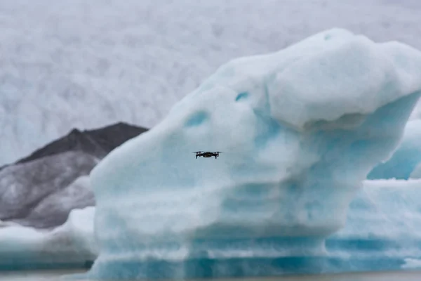 Drone Schieten Opnemen Met Ijs Sneeuw Bergen Achtergrond Drone Lucht — Stockfoto