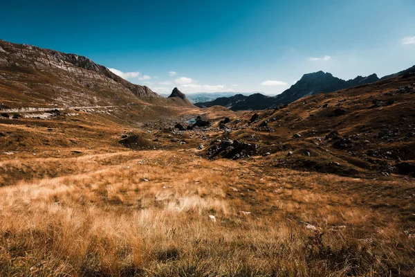 Durmitor Egy Hegyvonulat Észak Montenegrói Gyönyörű Kilátás Nyílik Vidékre Napos — Stock Fotó