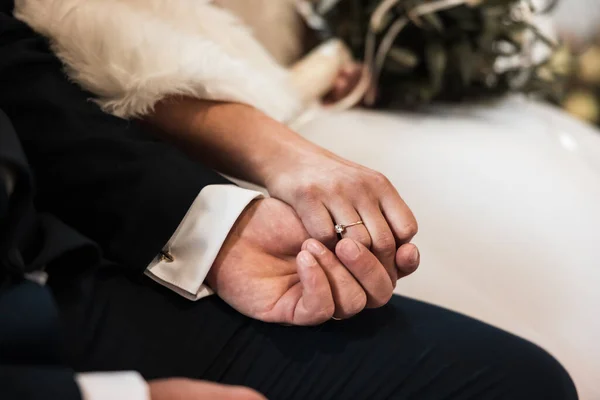 Mani Immagine Uomo Donna Con Fede Nuziale Sposo Sposa Durante — Foto Stock