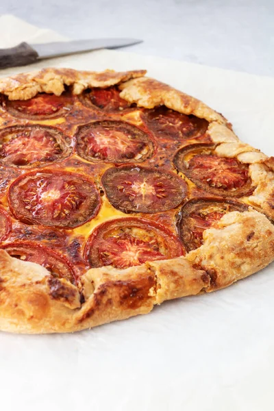 Galette Tomates Fromage Cheddar — Photo