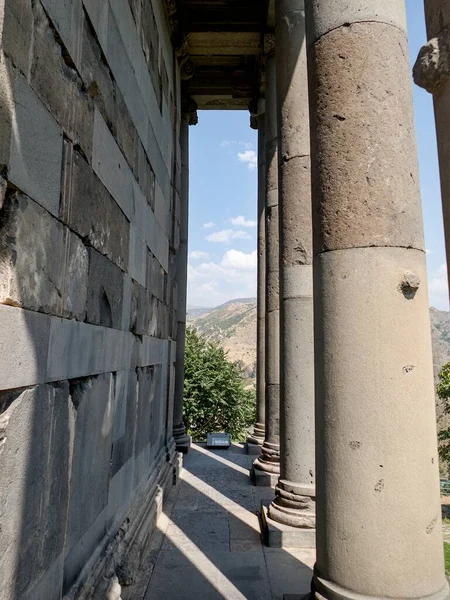 Templo Garni Reserva Chosrov Armenia — Fotografia de Stock