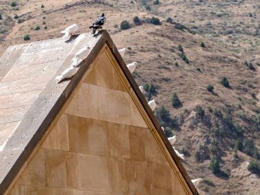 Ermenistan 'da inanılmaz kayalık bir kanyonda Noravank Manastırı