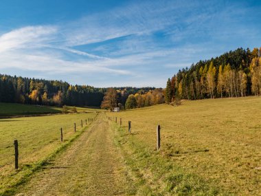 Avrupa 'da sonbaharda güzel bir kırsal bölge