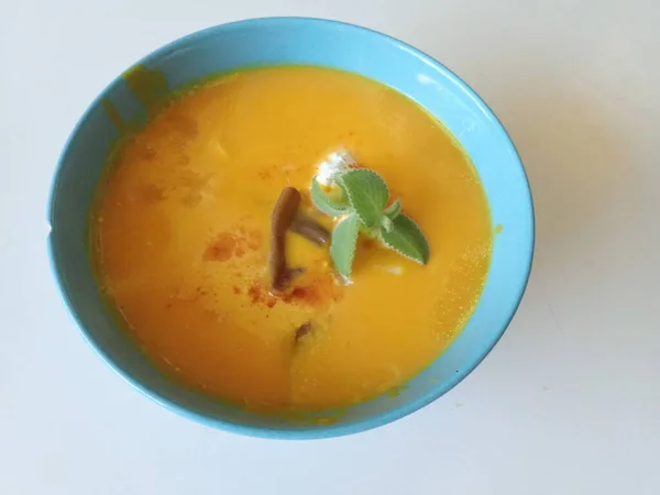 Tazón Porción Una Sopa Calabaza Fresca —  Fotos de Stock