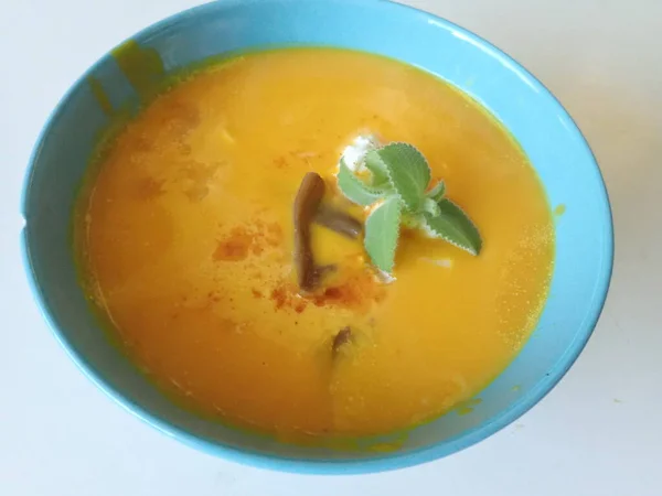 Tazón Porción Una Sopa Calabaza Fresca —  Fotos de Stock