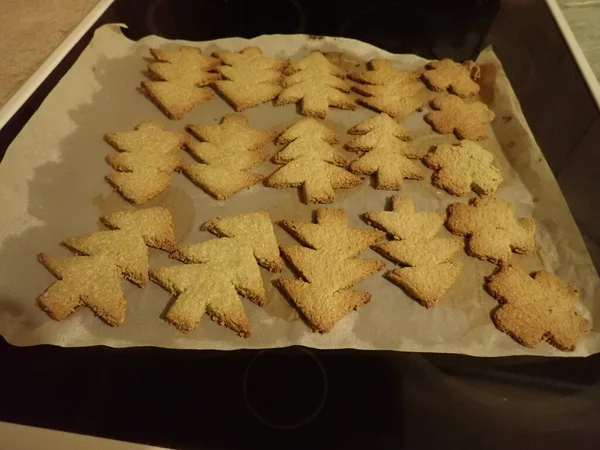 Hausgemachte Süße Backen Von Traditionellen Weihnachtsplätzchen — Stockfoto