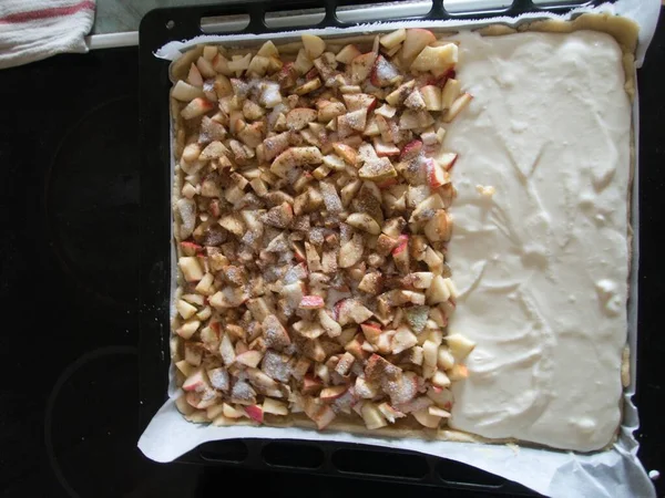 Cottura Tradizionale Fatta Casa Una Torta Mele Dolci Quark Cucina — Foto Stock