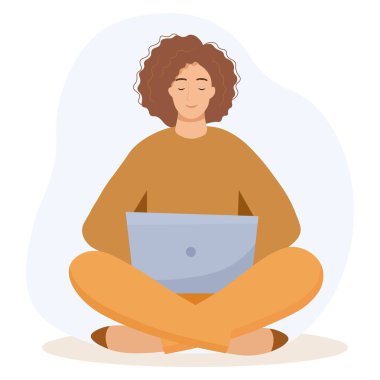 Dizüstü bilgisayarı olan bir kadın, öğrenci ya da serbest çalışan bir kadın.