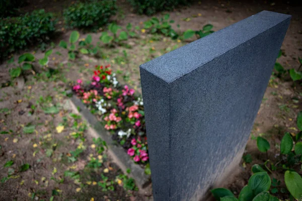 Grave Place Black Rectangular Tombstone — Stock Photo, Image