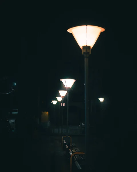 Pouliční Lampy Noci — Stock fotografie