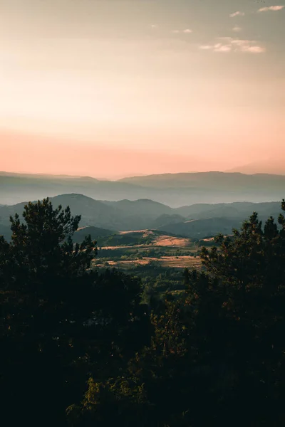 山上美丽的落日 — 图库照片