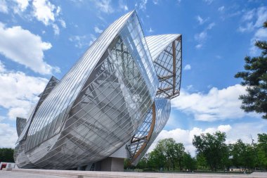 Louis Vuitton Foundation, art museum and cultural center at Bois de Boulogne in Paris. Designed by the architect Frank Gehry