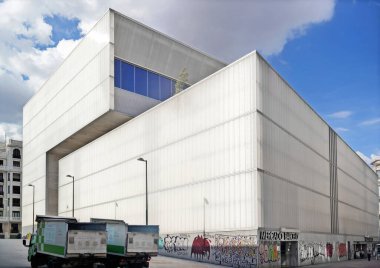 Barcelona, İspanya - Mayıs 2018: Barcel Market, Kütüphane ve Spor Salonu Nieto Sobejano tarafından tasarlandı