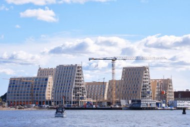 Kopenhag, Danimarka - Eylül 2022: Kopenhag 'da Paper Island' da Cobe tarafından tasarlanan yeni apartman ve ofisler