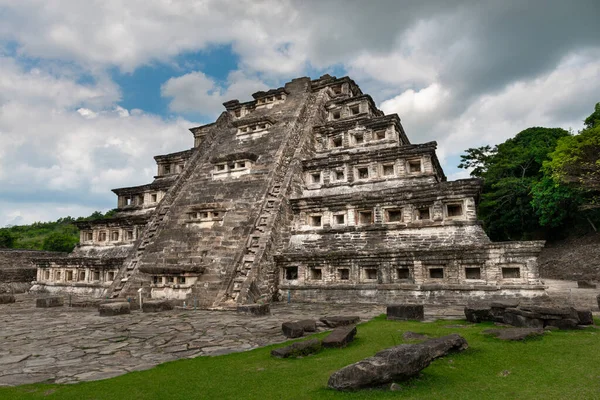 Papantla Veracruz Meksika Daki Tajin Arkeolojik Sahasındaki Niches Piramidi — Stok fotoğraf