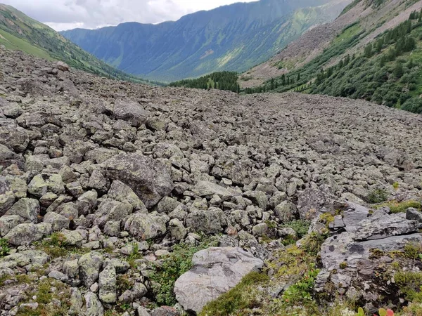 Paysage Sur Une Belle Chaîne Montagnes Situées Dans Endroit Merveilleux — Photo