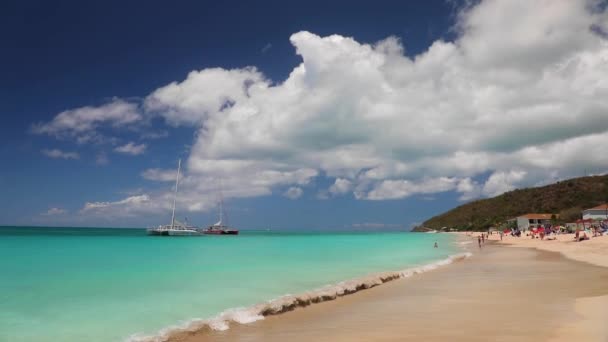Amazing Exotic Idyllic Cinematographic Yellow Beach Turquoise Ocean Clouds High — Stok video