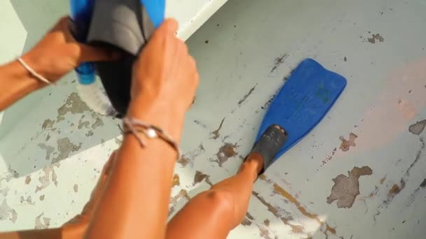 Pov Woman Looking Herself Putting Blue Flippers Preparing Scuba Diving — Vídeos de Stock