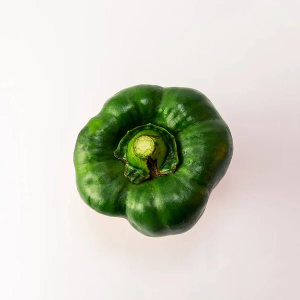Πράσινο Πιπέρι Πάπρικα Bell Λαχανικά Απομονώνονται Λευκό Φόντο — Φωτογραφία Αρχείου