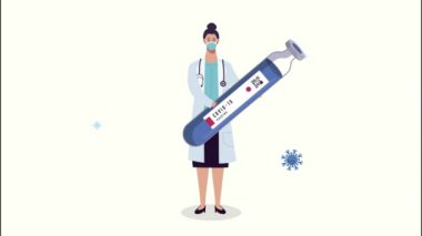 Kadın doktor Covid19 aşı şişesiyle