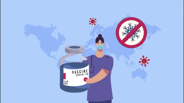 Sjuksköterska lyfta covid19 vaccin injektionsflaska och jord kartor — Stockvideo