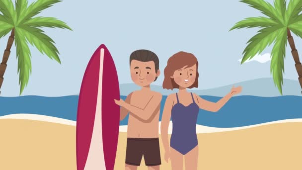 Серферы пара с красной доской для серфинга на пляже — стоковое видео
