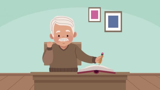 Alter Mann beim Schreiben in Buch — Stockvideo