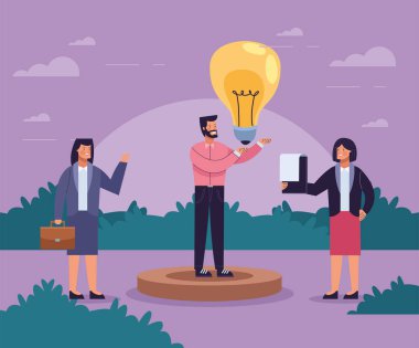 Ampul ışığı olan iş adamları