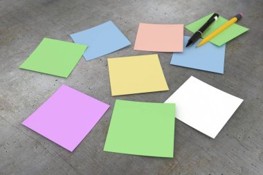 3 boyutlu görüntüleme: masadaki renkli etiketler