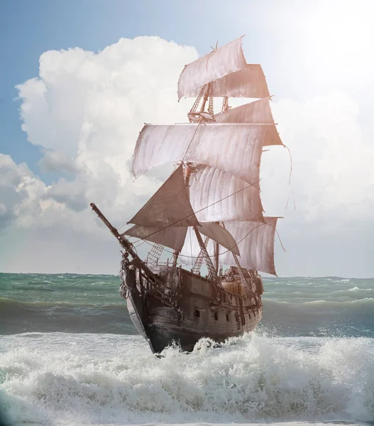 Oldtimer Segelschiff Auf See — Stockfoto
