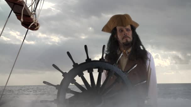 Смешной Пират Капитан Путешественник Первооткрыватель Исследователь — стоковое видео