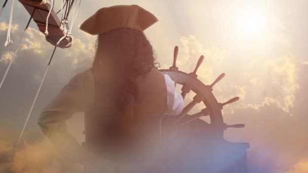 Śmieszne Kapitan Piratów Podróżnik Odkrywca Odkrywca — Wideo stockowe