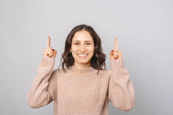 İki elimle gösterdiğim fotokopi alanına bak..