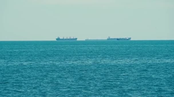 Footage Some Ships Floats Ocean Sea Horizon — Vídeo de stock