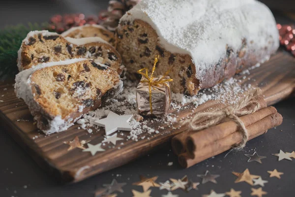 Traditional Christmas Stollen Made Dried Fruits Nuts Sprinkled Powdered Sugar — Stock Photo, Image