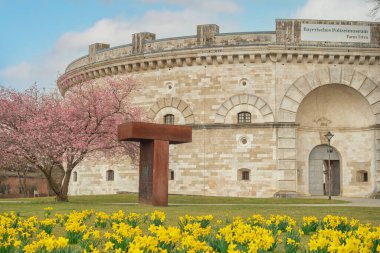 Bahar Ingolstadt, İlkbaharda Alman şehrinde bir park, Klenzepark